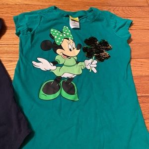 Minnie Mouse 4 leaf clover t-shirt only. size 6. Green. Fast shipping.